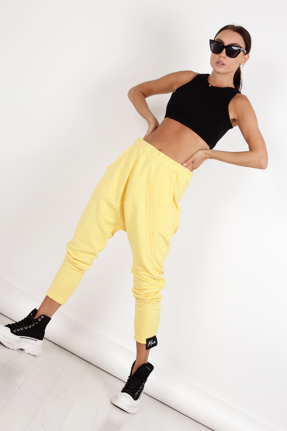 Spodnie dresowe MC Better Days cytrynowe