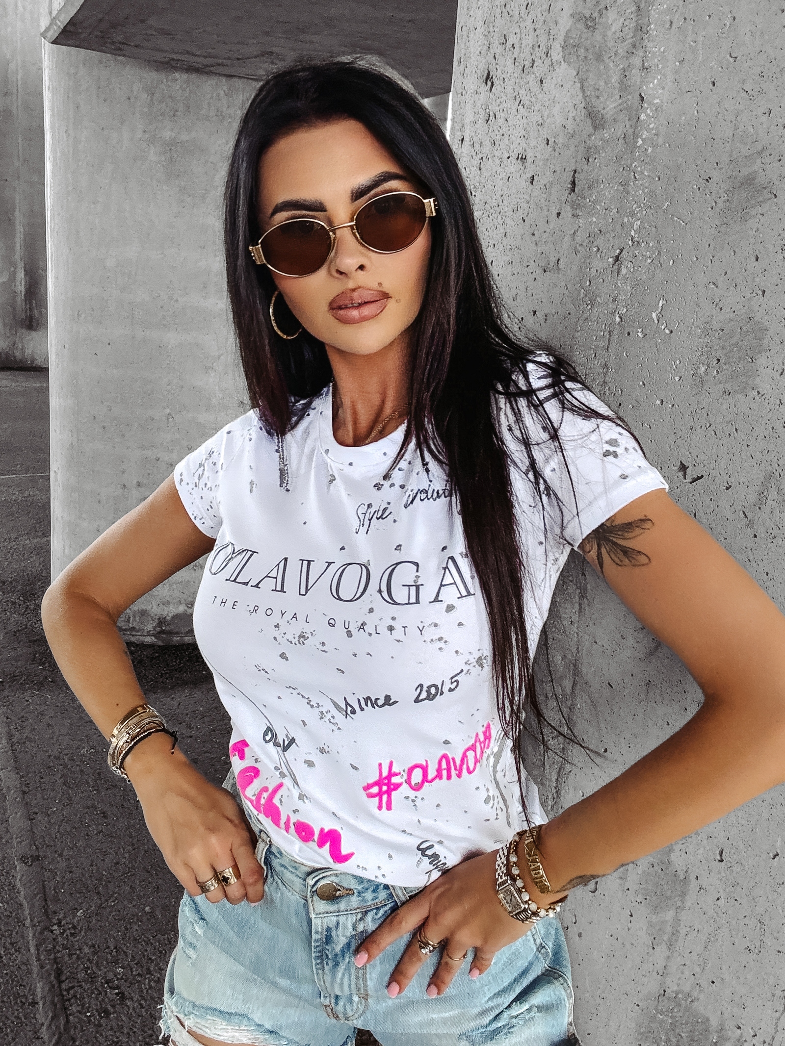 T-shirt prosty dopasowany CIVIC OLAVOGA biały