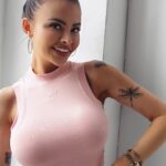 Top dopasowany LYON OLAVOGA pudrowy róż