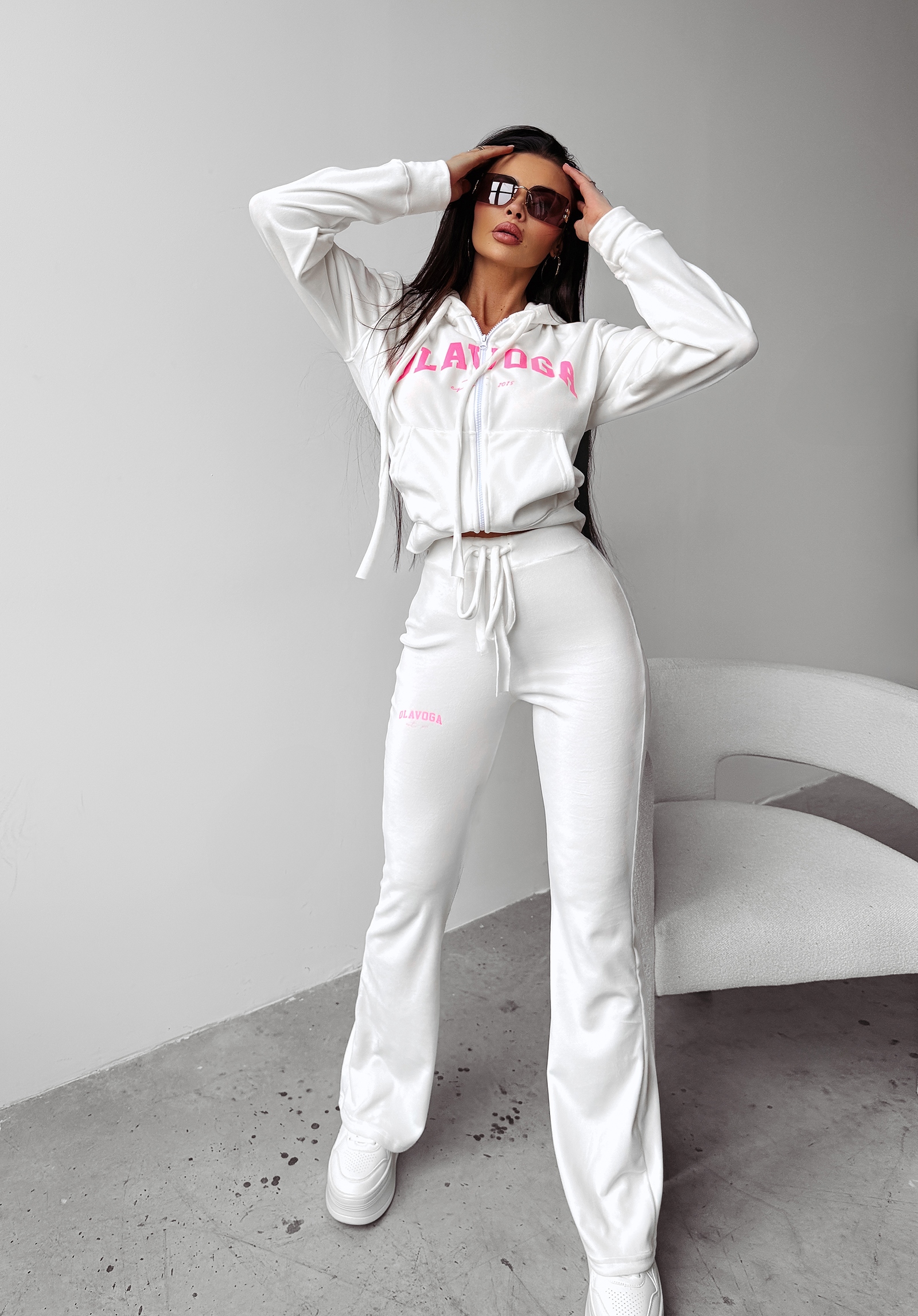 Komplet welurowy MAPLE OLAVOGA ecru