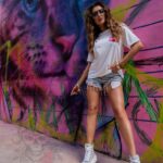 T-shirt Queen biały