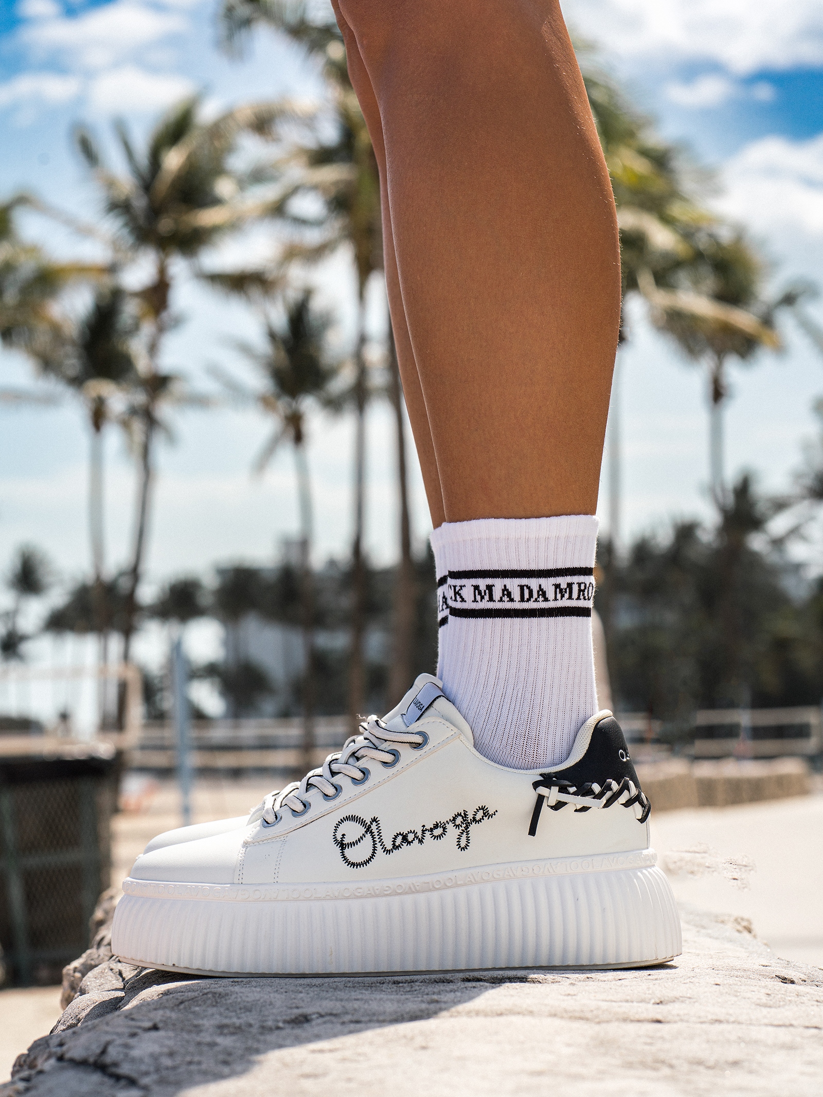 Skarpetki damskie METRO biało-czarne