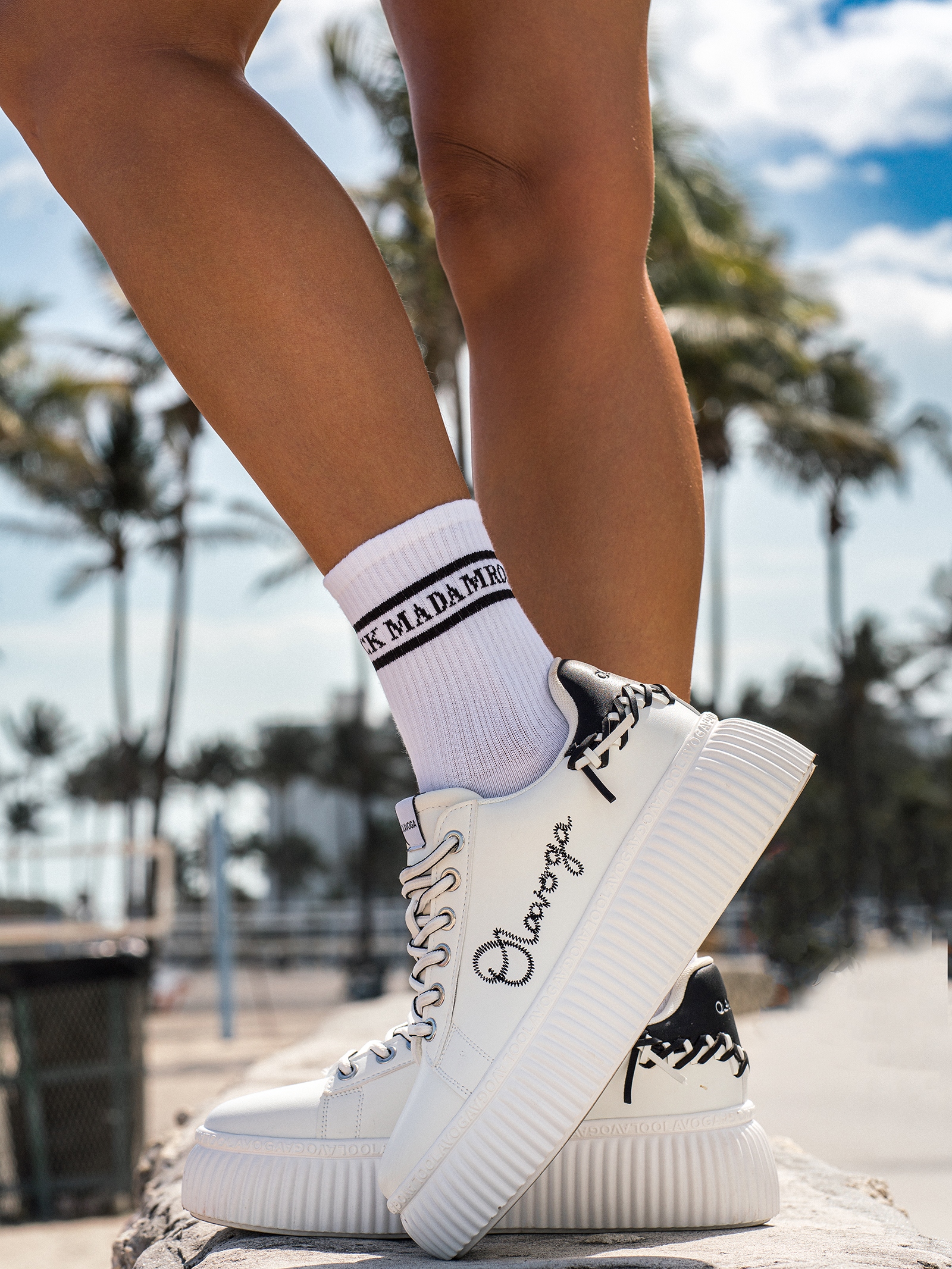 Skarpetki damskie METRO biało-czarne