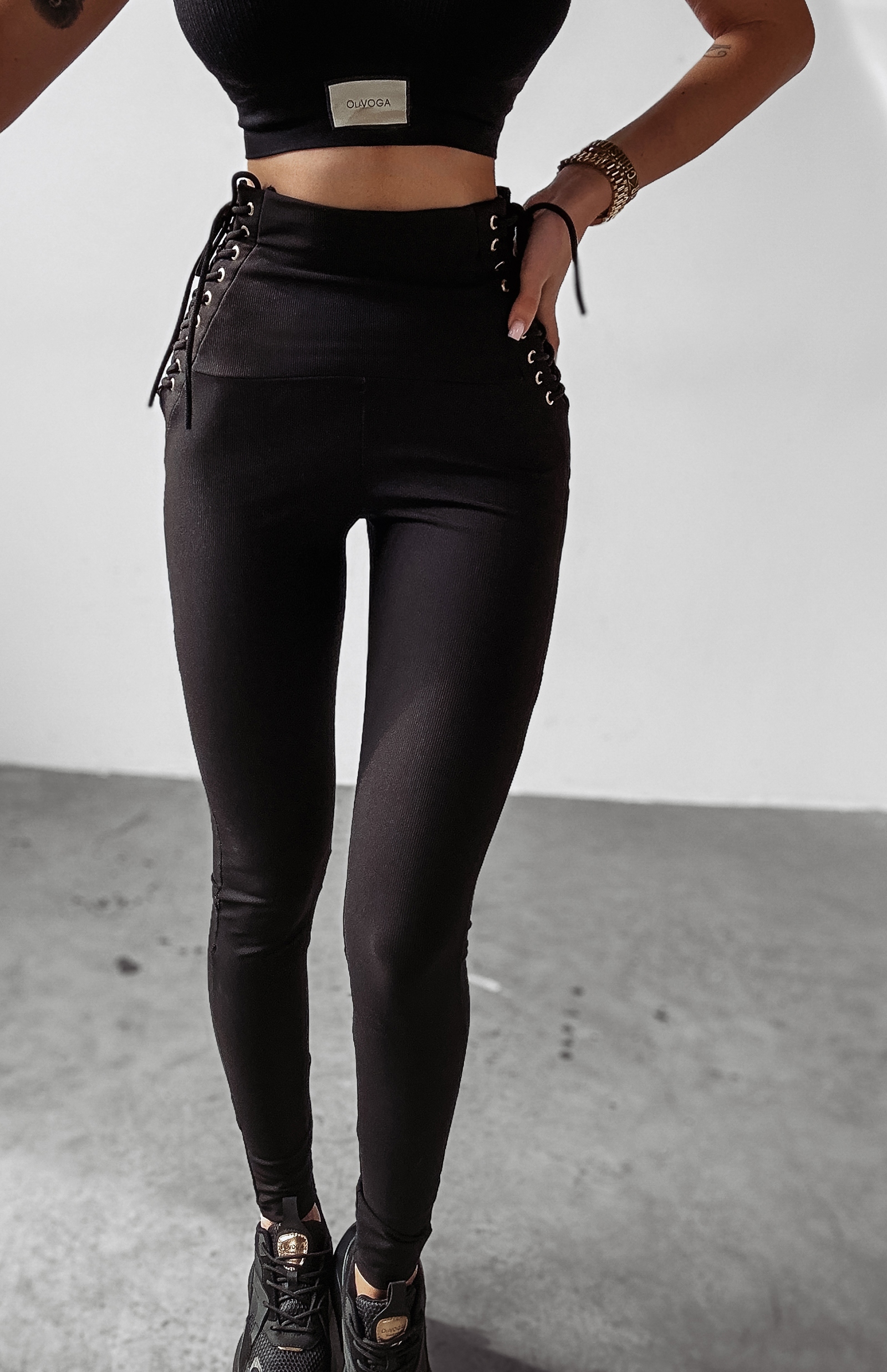 Legginsy przylegające LULLABY OLAVOGA czarne Legginsy przylegające LULLABY OLAVOGA czarne