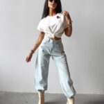 T-shirt z wycięciem LILAC OLAVOGA ecru