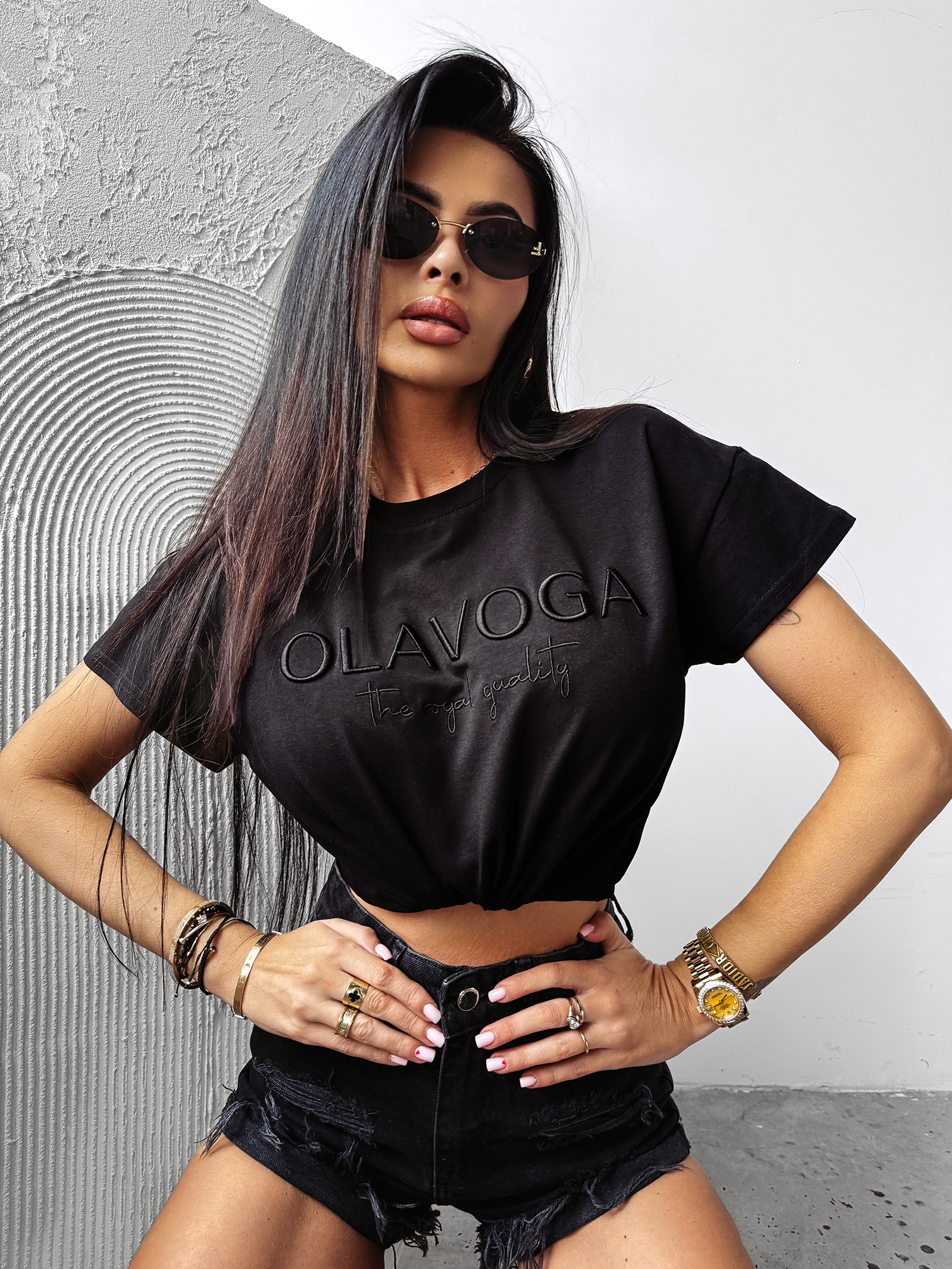 T-shirt z haftem HOLLYHOCK OLAVOGA czarny