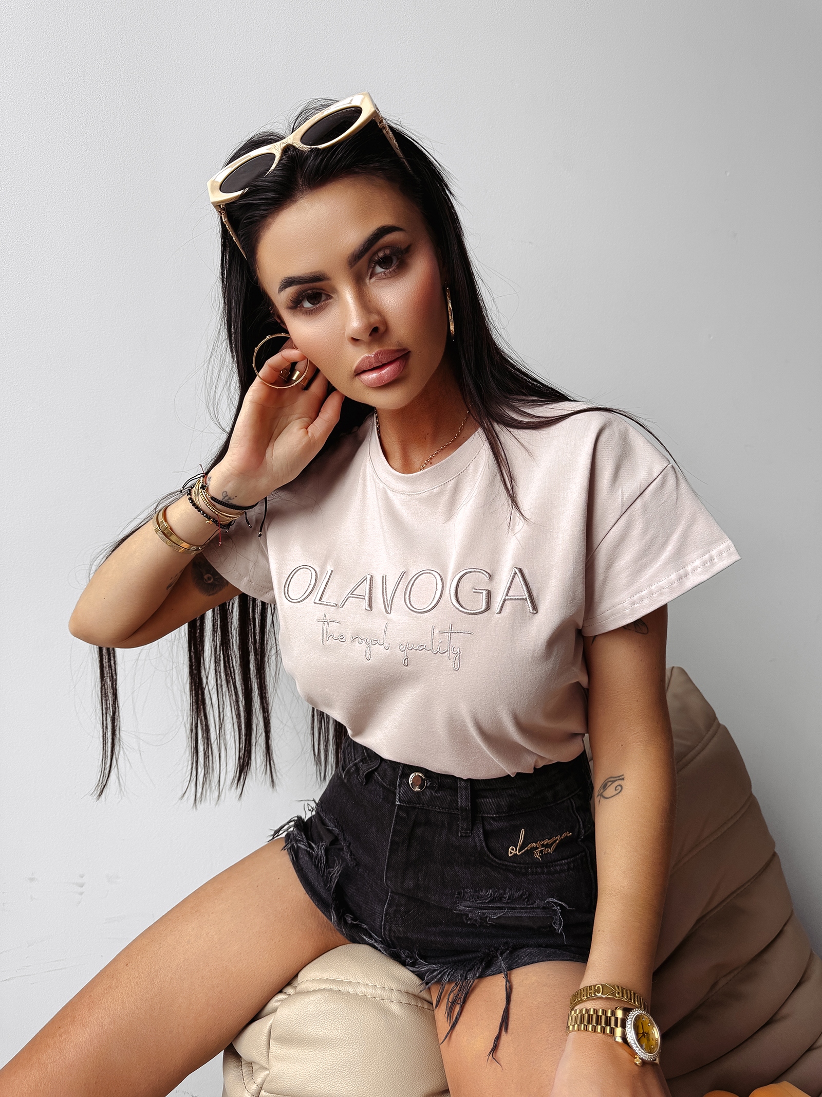 T-shirt z haftem HOLLYHOCK OLAVOGA beżowy