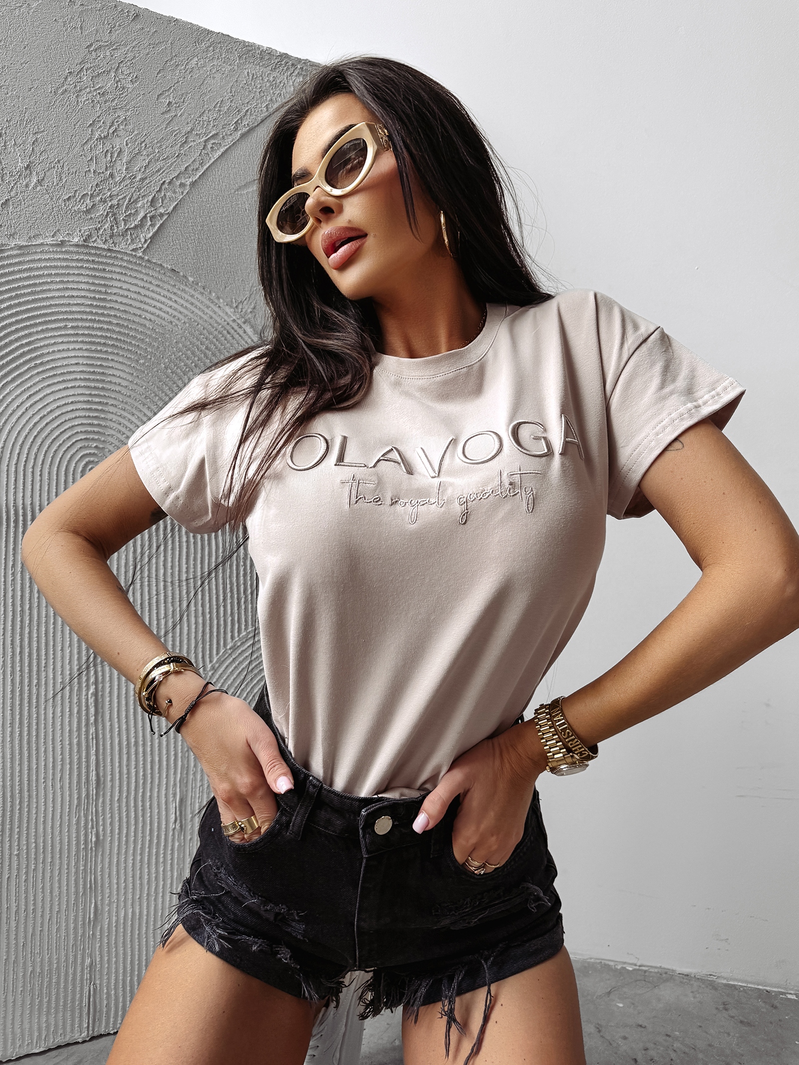 T-shirt z haftem HOLLYHOCK OLAVOGA beżowy