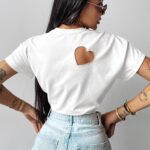 T-shirt z wycięciem LILAC OLAVOGA ecru