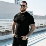 Sweter męski na krótki rękaw NAKIS OLAVOGA czarny