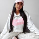 Bluza damska z kapturem SWEET ROLL OLAVOGA ecru