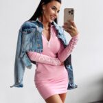 Sukienka przylegająca MOONFLOWER OLAVOGA różowa