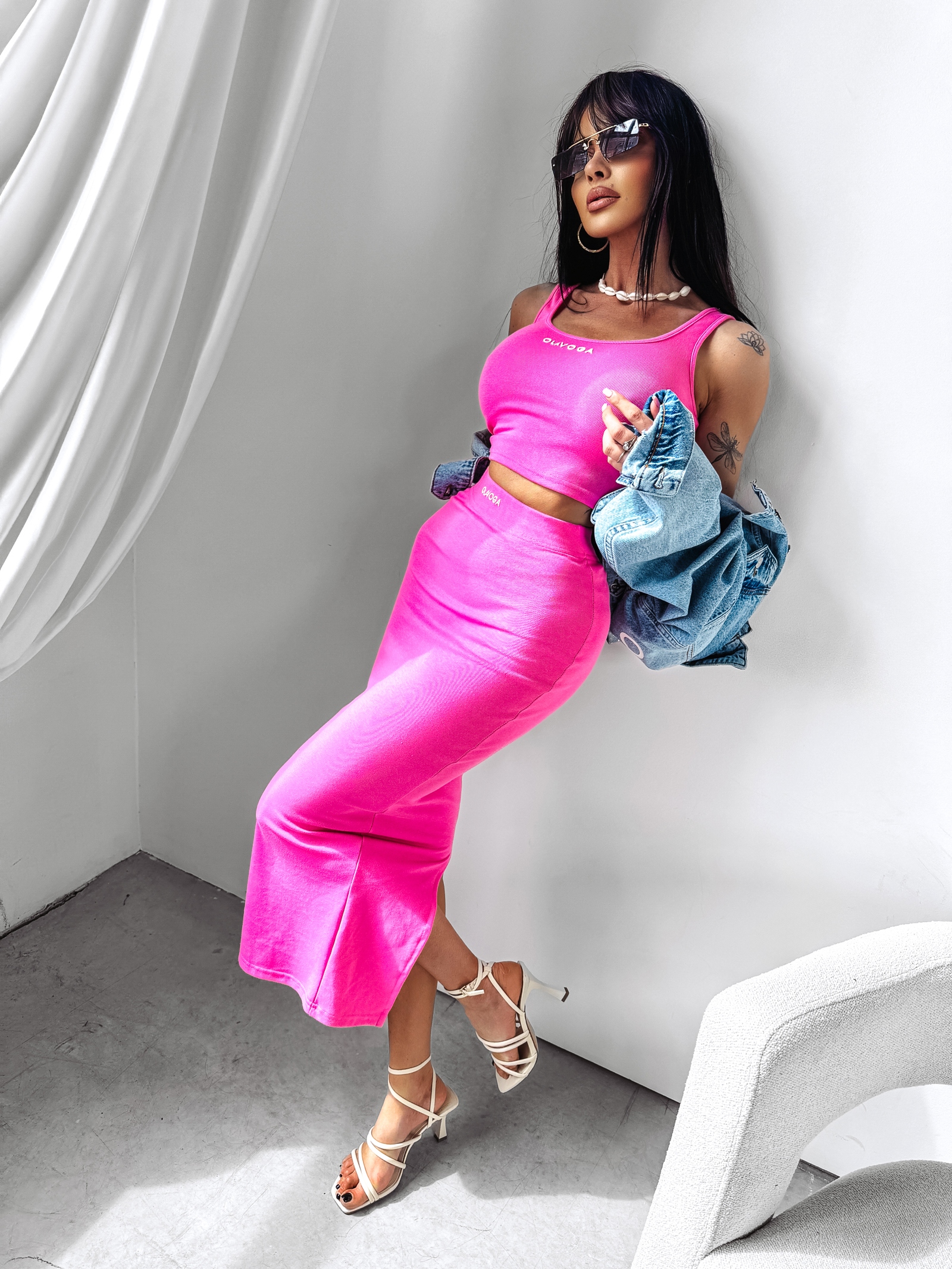 Komplet dopasowany Moody Ola Voga amarantowy Komplet dopasowany Moody Ola Voga amarantowy