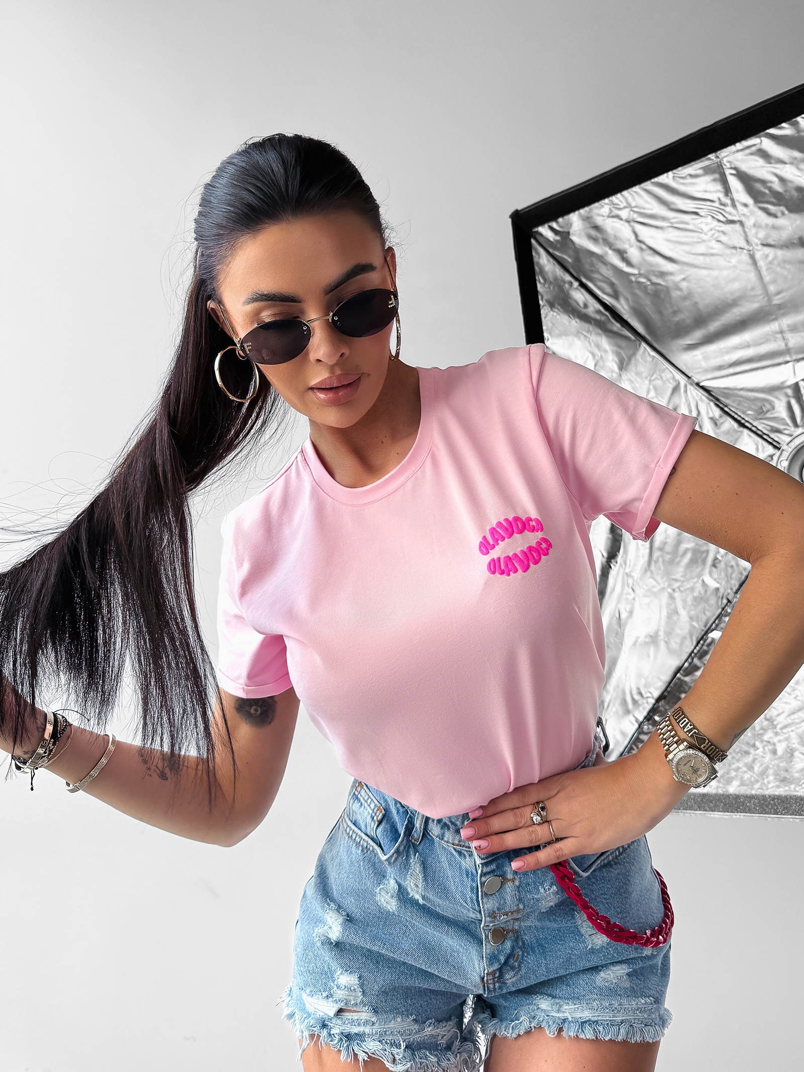 T-shirt bawełniany MYSTICAL OLAVOGA różowy