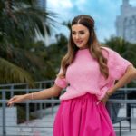 Sweter z krótkim rękawem Gorem różowy