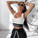 Top elastyczny REEF OLAVOGA ecru