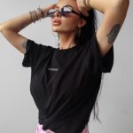 T-shirt klasyczny HOLD ON OLAVOGA czarny