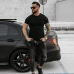 T-shirt męski klasyczny SWEET PEONY OLAVOGA czarny