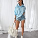 Bluza z grafiką COLLAGE OLAVOGA niebieska