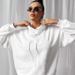 Bluza z grafiką COLLAGE OLAVOGA ecru