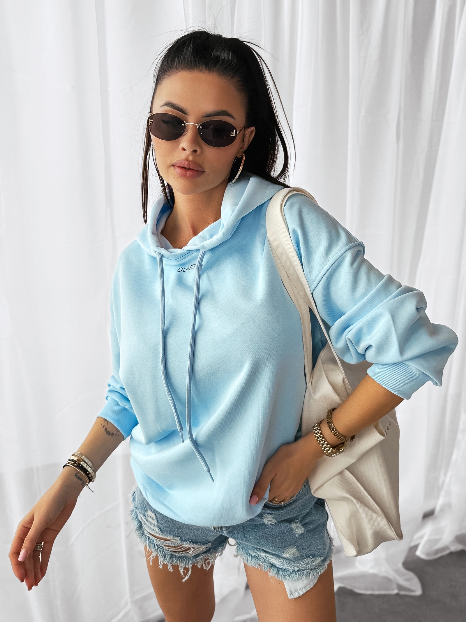 Bluza z grafiką COLLAGE OLAVOGA niebieska