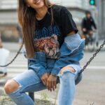 T-shirt oversize CHIARA ROAR czarny