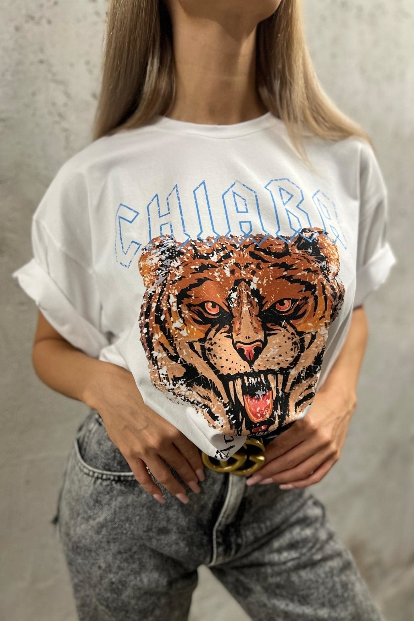 T-shirt oversize CHIARA ROAR biały