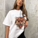 T-shirt oversize CHIARA ROAR biały