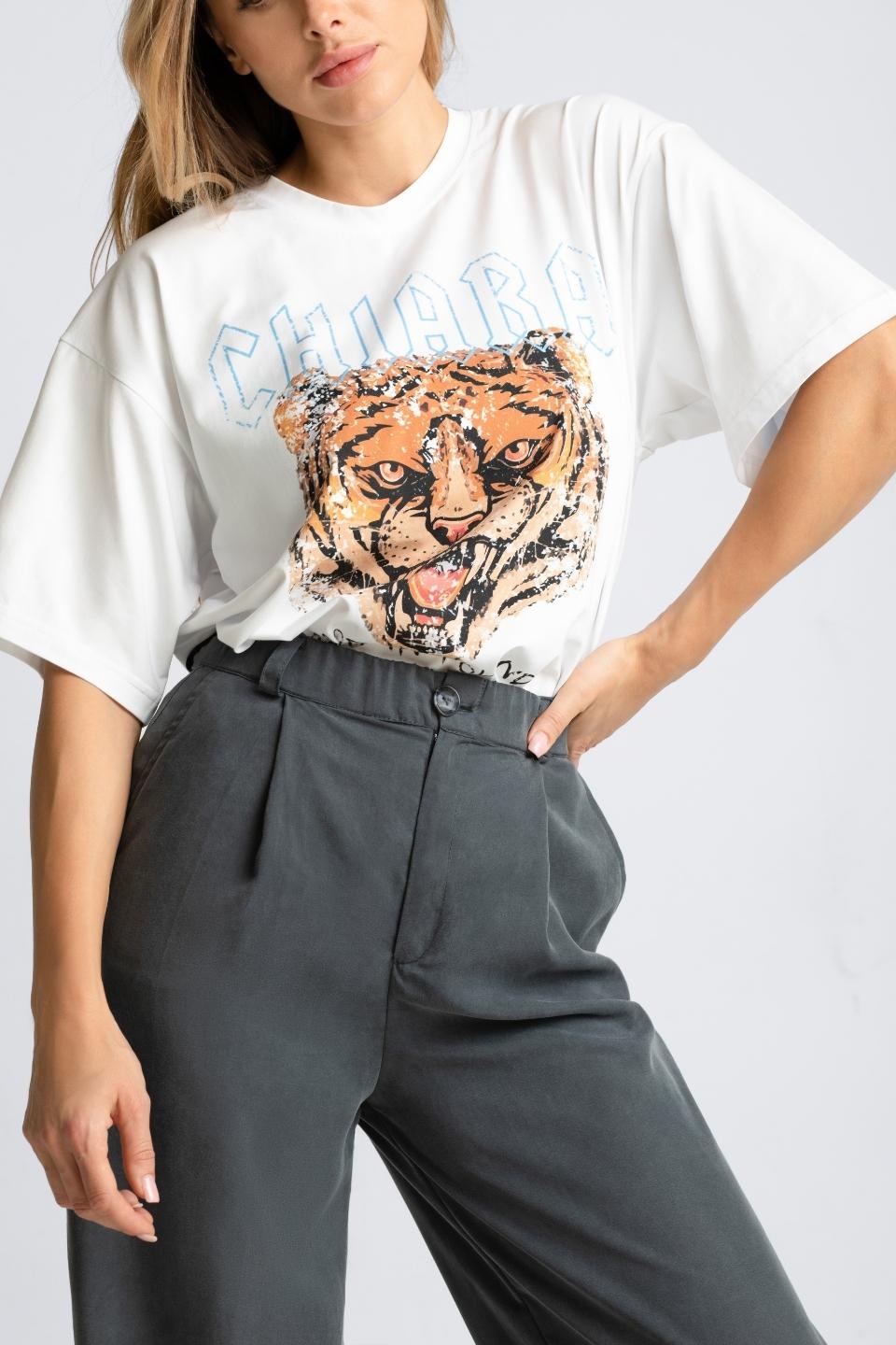 T-shirt oversize CHIARA ROAR biały