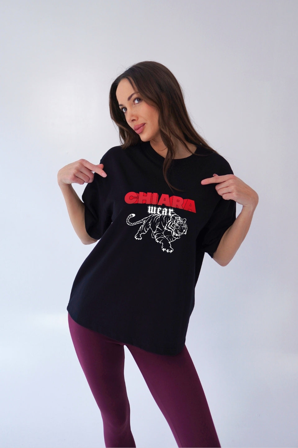 T-shirt z nadrukiem CHIARA TIGER czarny T-shirt z nadrukiem CHIARA TIGER czarny