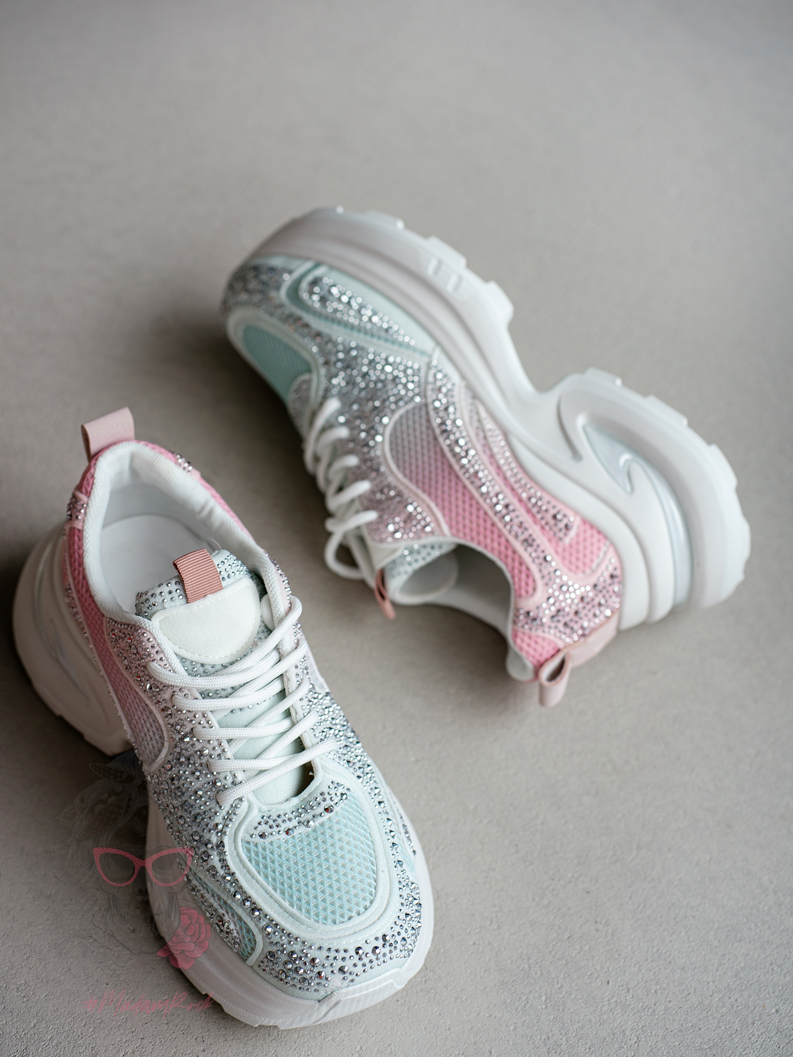 Buty sportowe z cyrkoniami Madam Restars kolorowe