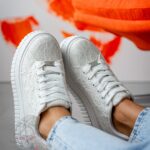 Buty sportowe na platformie Madam Amona białe