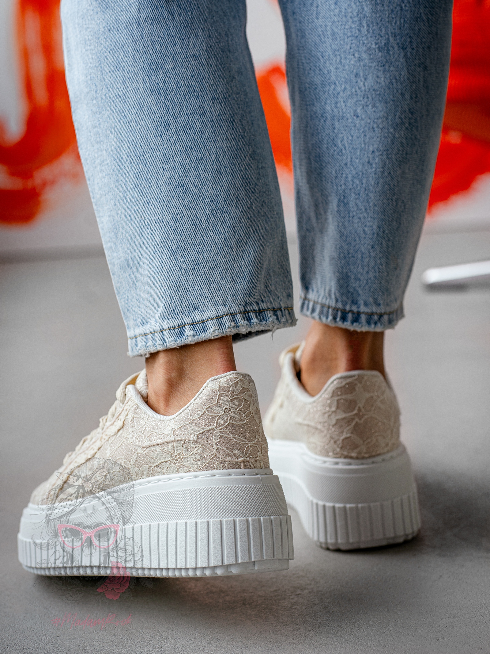 Buty sportowe na platformie Madam Amona beżowe