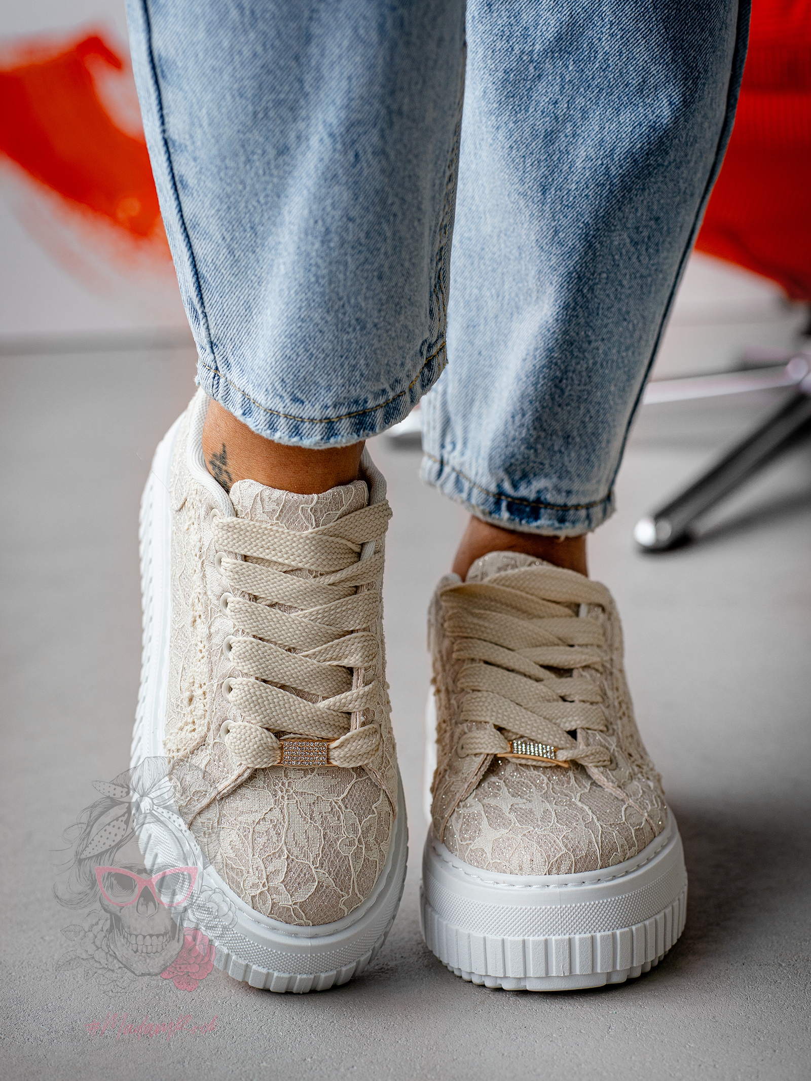 Buty sportowe na platformie Madam Amona beżowe