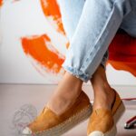 Espadryle na platformie Madam Hilo karmelowe