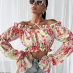 Bluzka typu hiszpanka GENTLE OLAVOGA spring bouquet