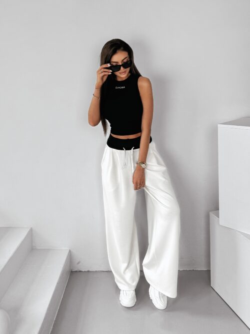 Top klasyczny LOMBI OLAVOGA czarny