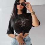 T-shirt ze złotym logowaniem EBRO OLAVOGA czarny