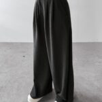 Spodnie z wysokim stanem XAUS OLAVOGA czarne