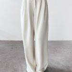 Spodnie z wysokim stanem XAUS OLAVOGA ecru