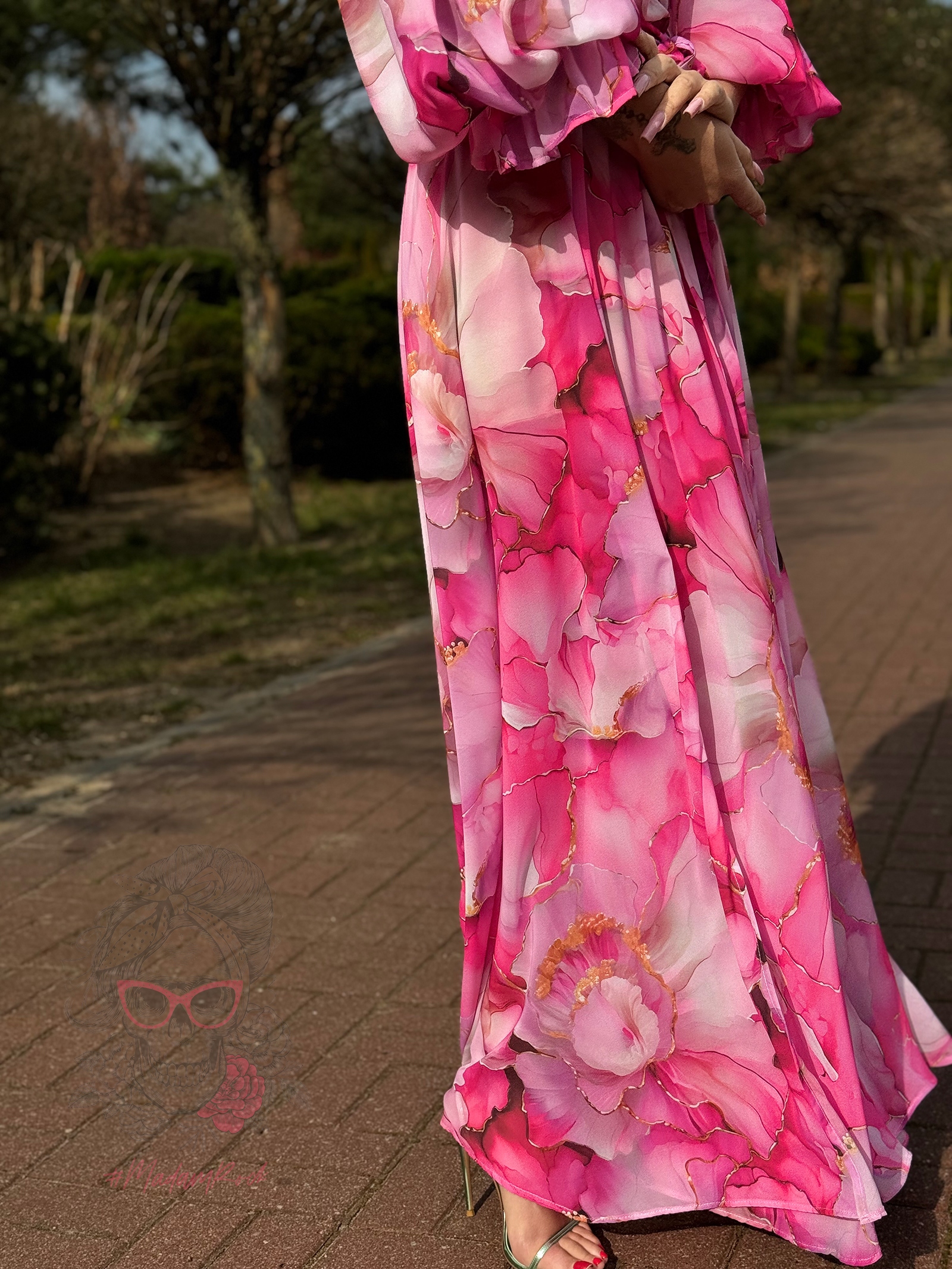 Sukienka maxi NB Boloria kwiaty różowa Sukienka maxi NB Boloria kwiaty różowa