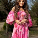 Sukienka maxi NB Boloria kwiaty różowa