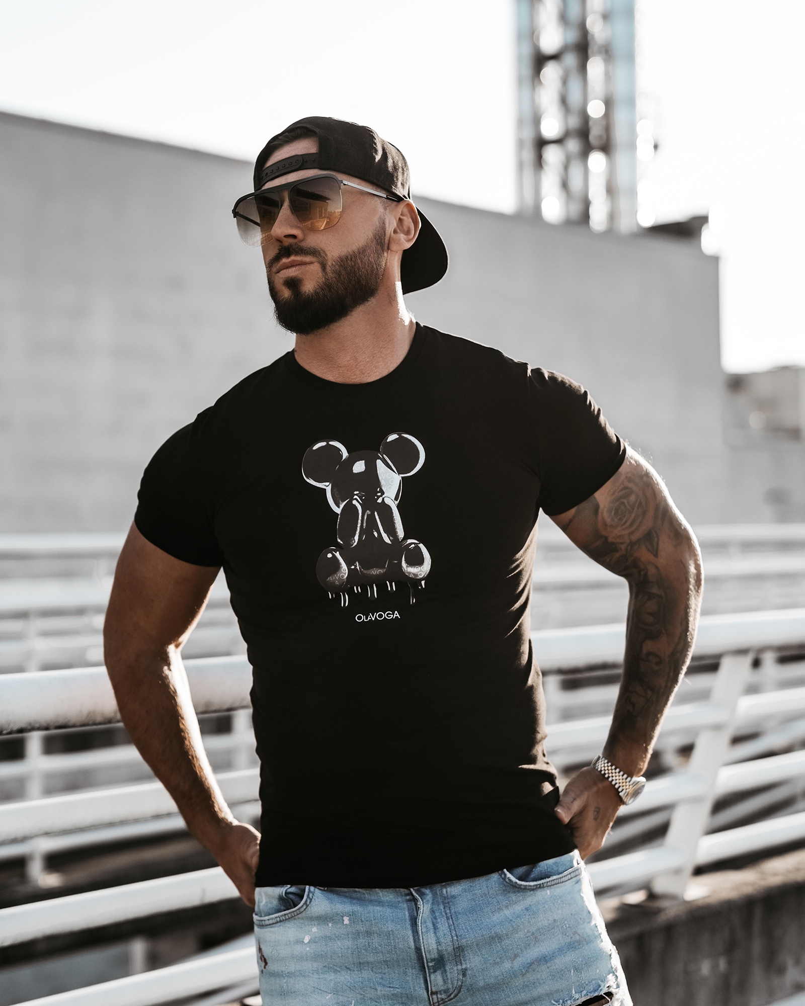 T-shirt męski slim CAVE OLAVOGA czarny