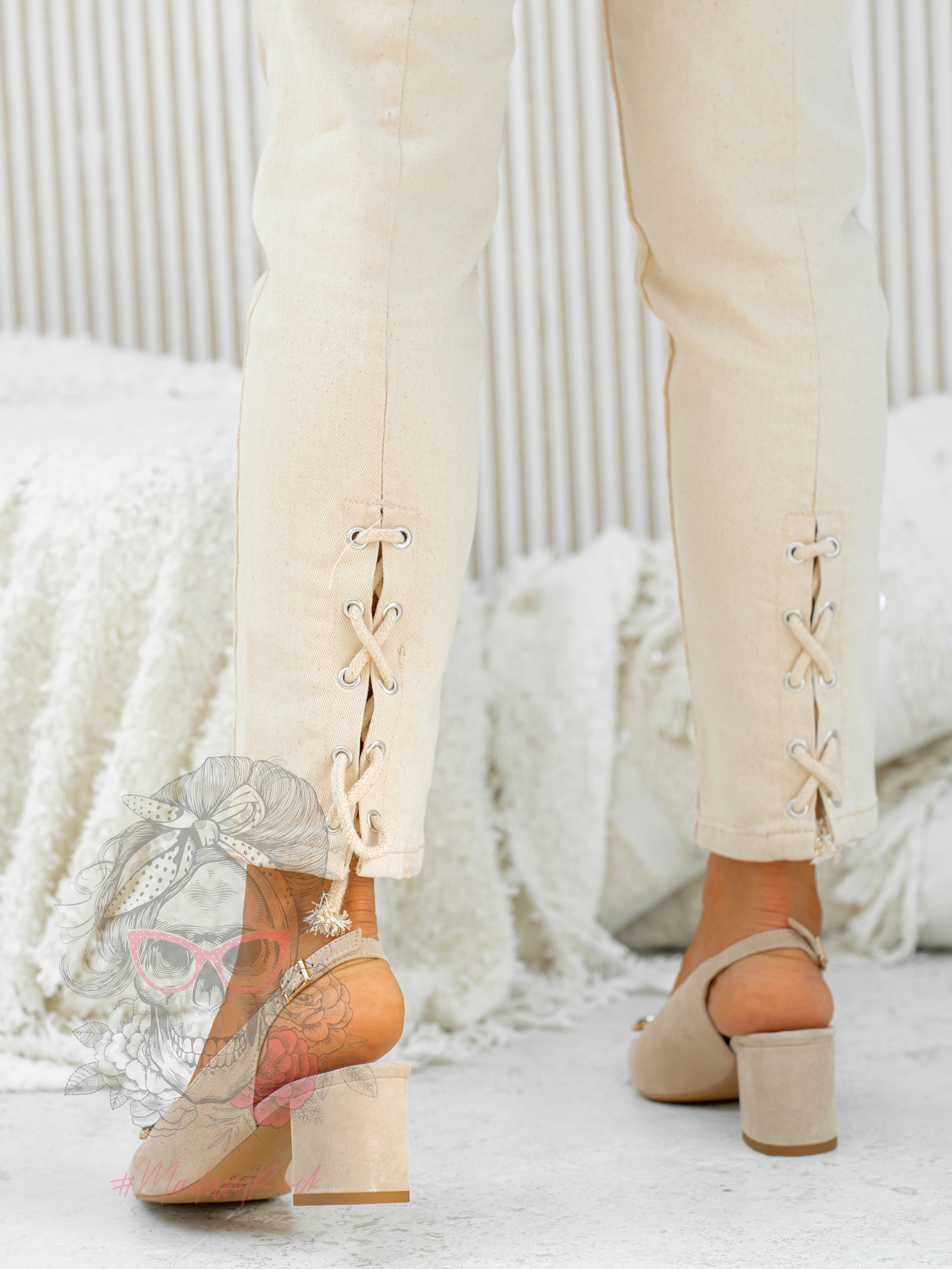 Czółenka Madam AmoreMio beżowe Czółenka Madam AmoreMio beżowe