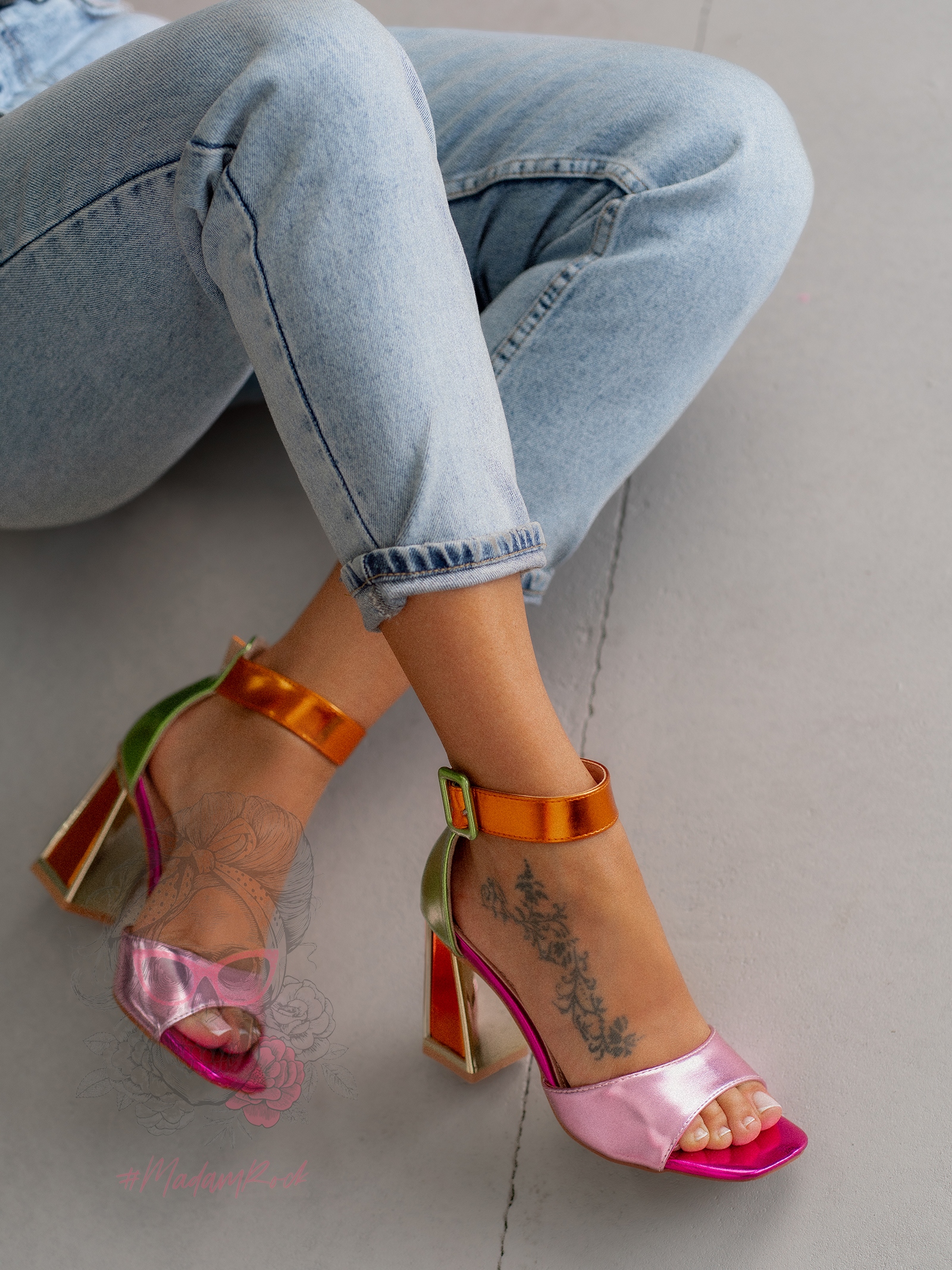 Sandały na słupku metaliczne Madam Multit II lila