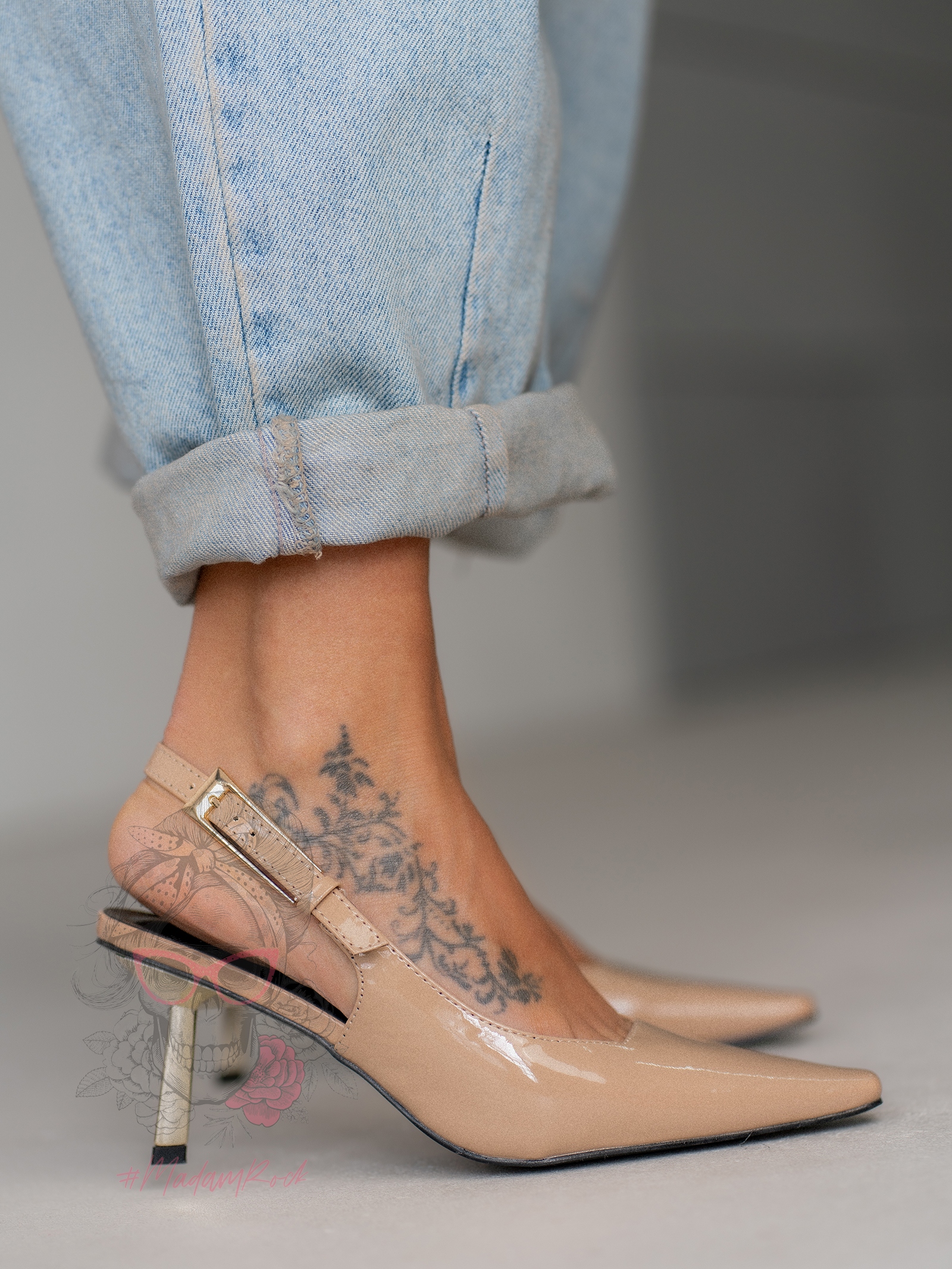 Czółenka lakierowane Madam Jore nude