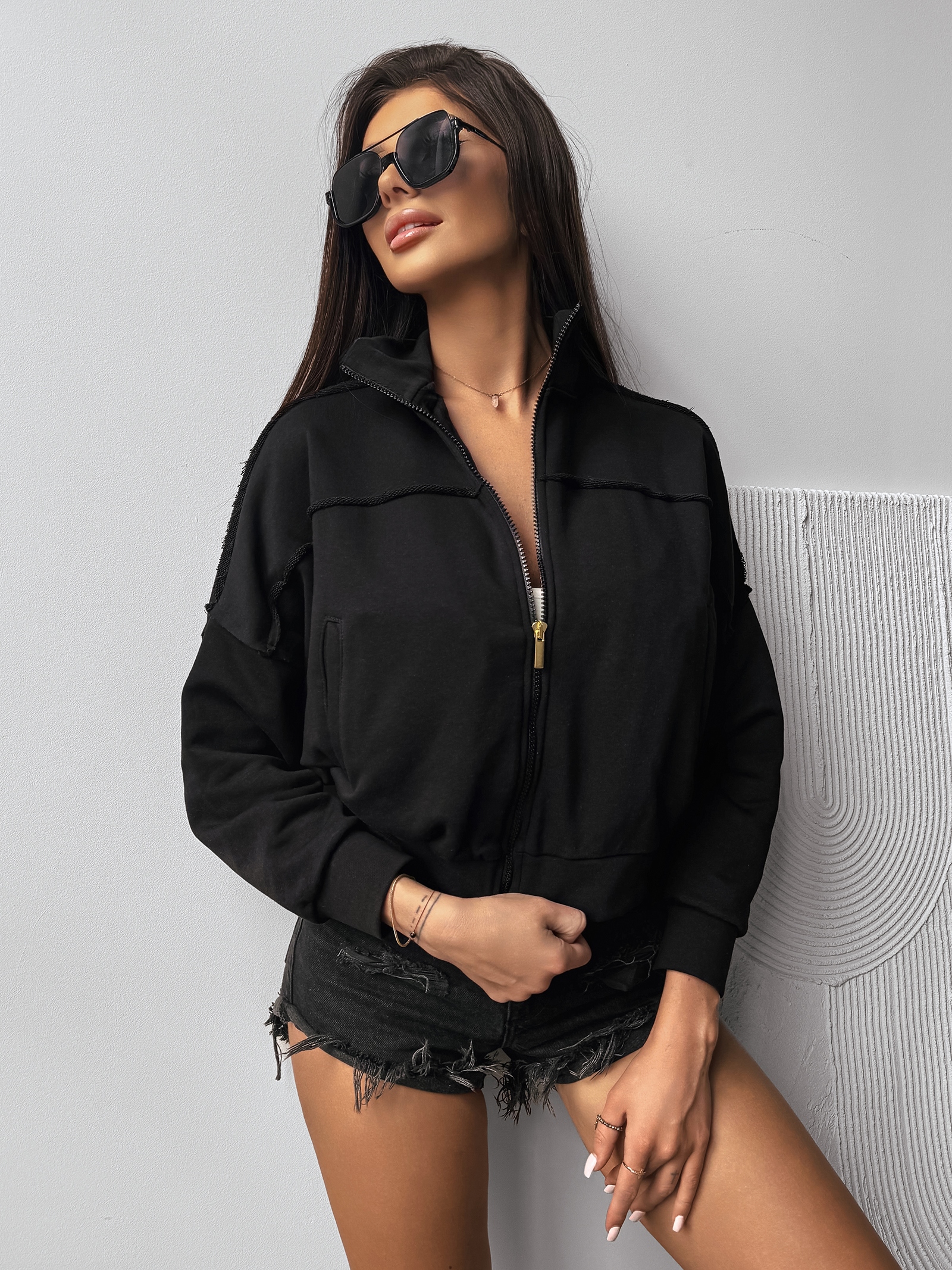 Bluza klasyczna damska SAING OLAVOGA czarna