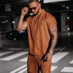 Komplet casualowy męski HEARTS OLAVOGA brązowy