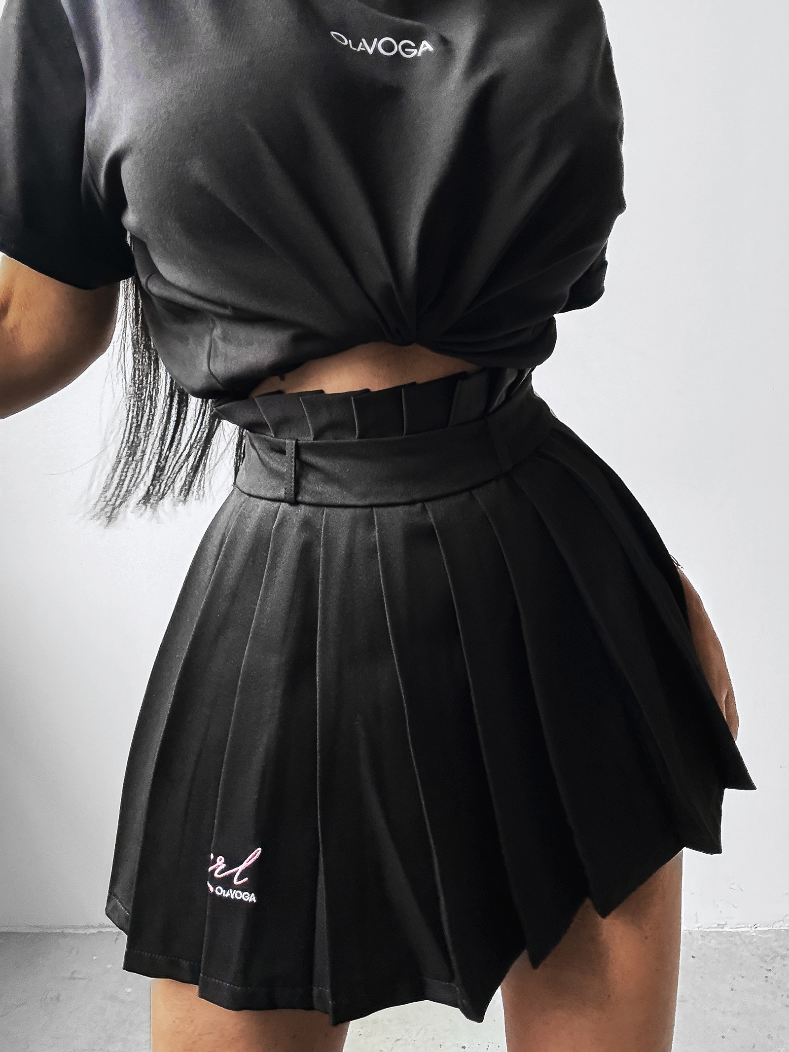 Spódniczko-spodenki plisowane MOSA OLAVOGA czarne