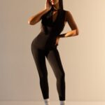 Kombinezon dopasowany CHIARA RETRO czarny